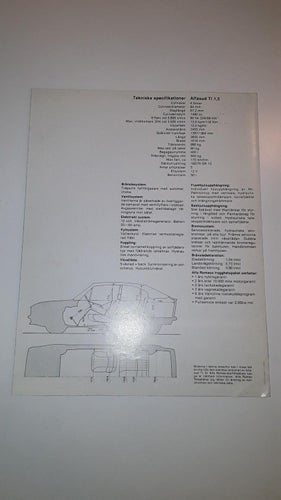 Alfa Romeo Alfasud ti 8 sidor med fram/baksida
