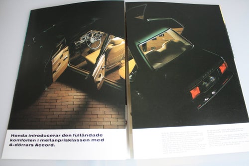 Honda Accord 4 - Door Sedan Broschyr