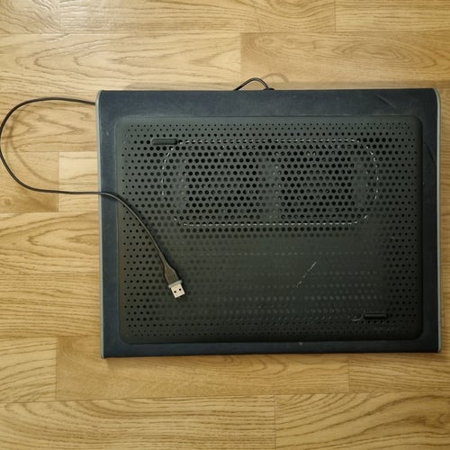 Stilren kylplatta för laptop
