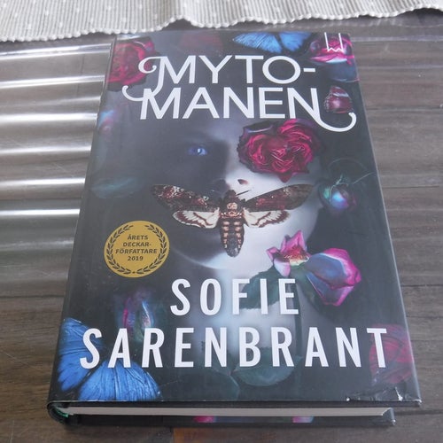Mytomanen, författare Sofie Sarenbrant