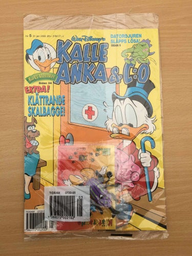 KALLE ANKA Nr 5 2000 - Inplastad - Klättrande skalbagge