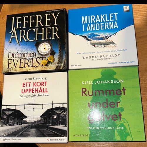 4 st ljudböcker: Jeffrey Archer, Nando Parrado, Göran Rosenberg, Kjell Johansson