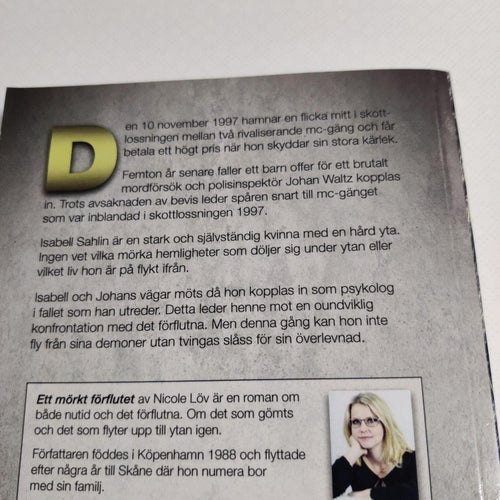 Ett mörkt förflutet av Löv, Nicole
