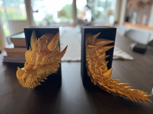 Unikt bokstöd - Drake i guld
