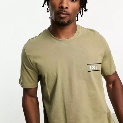 BOSS khaki t-shirt, storlek M. HELT NY!