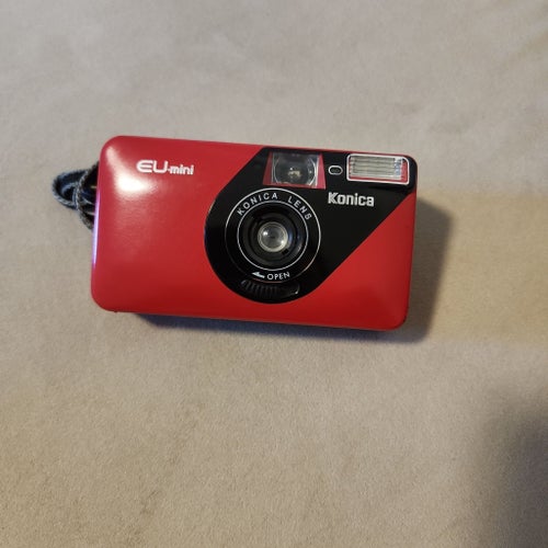Konica EU-mini kompaktkamera