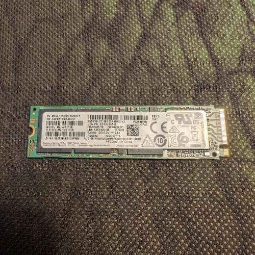 Samsung 1TB M2 NVMe SSD 100% Hälsa