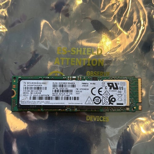 Samsung PM981a NVMe SSD 256GB