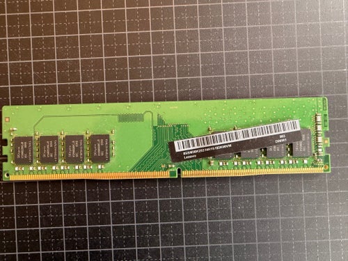 SK Hynix 8GB DDR4 RAM-minne (otestad, säljes som defekt)