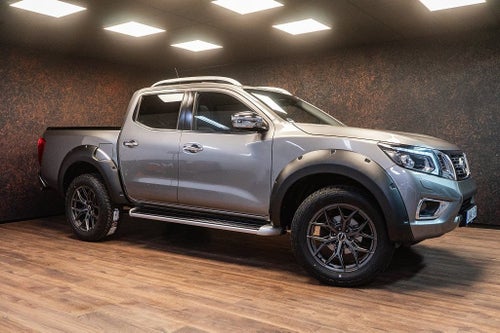 Nissan Navara Dubbelhytt 2.3 dCi 4WD Tekna | MOMS | Lågmil | Diff | 3475kr/mån