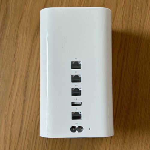 Apple AirPort Extreme 802.11ac (6th gen)