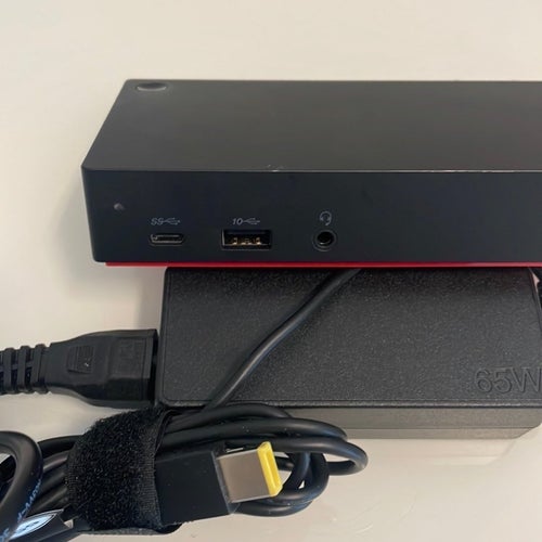 Lenovo ThinkPad Universal USB-C dock gen 2 + Adapter