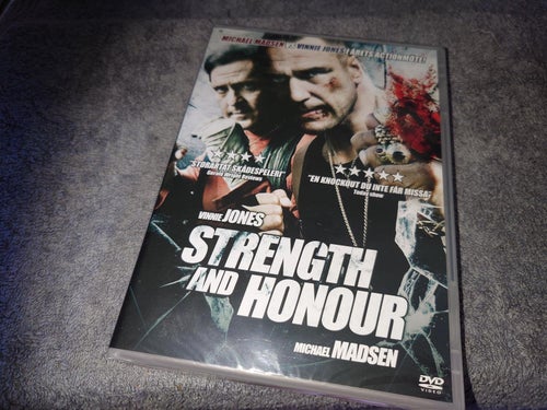 Strenght And Honour (inplastad), Michael Madsen, Vinnie Jones