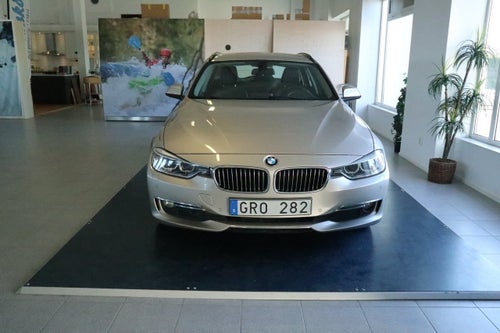 BMW 320d Touring Steptronic, 184hk, 2013