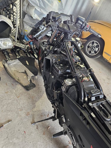Kawasaki ZX750F
