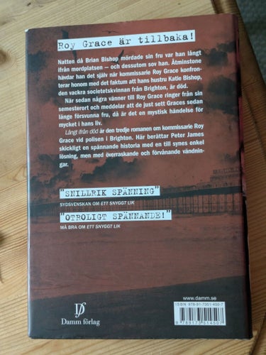 Långt ifrån död av Peter James, 2009