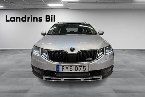 Škoda Octavia Scout Skoda 2.0 TDI 150HK AUT 4x4 Premium *Drag*V-Hjul*Värmare*