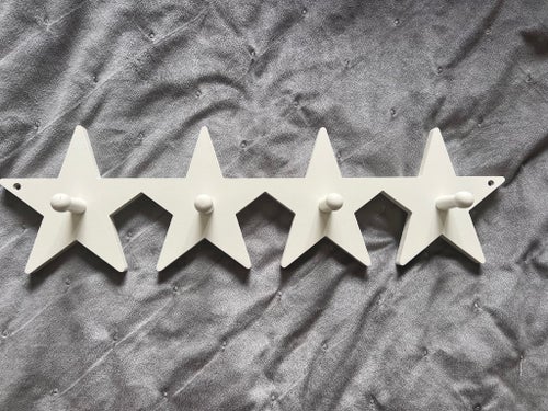 Star Kids Concept vit hängare med stjärnor till barnrum