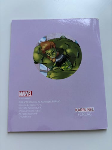 AVENGERS She-Hulk KROSSA, 2022