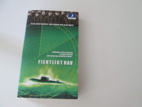 FIENTLIGT HAV PETER HUCHTHAUSEN IGOR KURDIN ALAN WHITE SANN BERÄTTELSE POCKET
