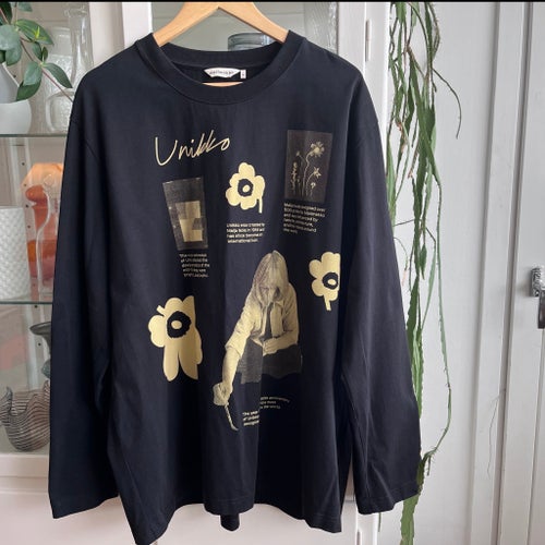 Marimekko svart långärmad t-shirt Biitti Unikko Placement, storlek XL