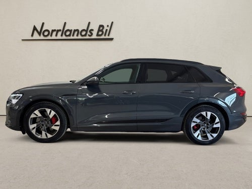 Audi Q8 55 e-tron quattro, 408hk, 2024