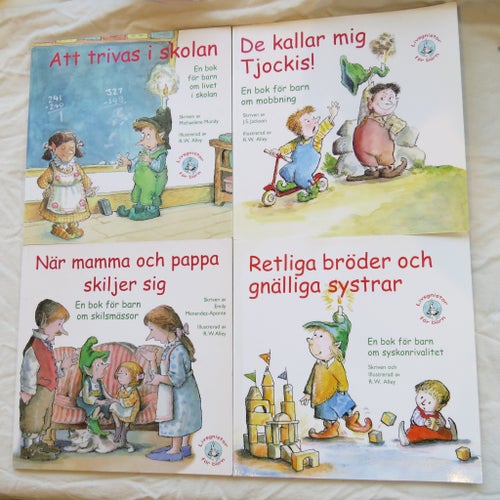 4 böcker av Joanne Mundy, 2003