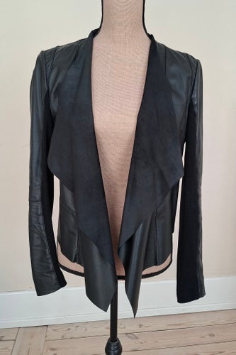 InWear svart läder jacka, storlek EUR 42