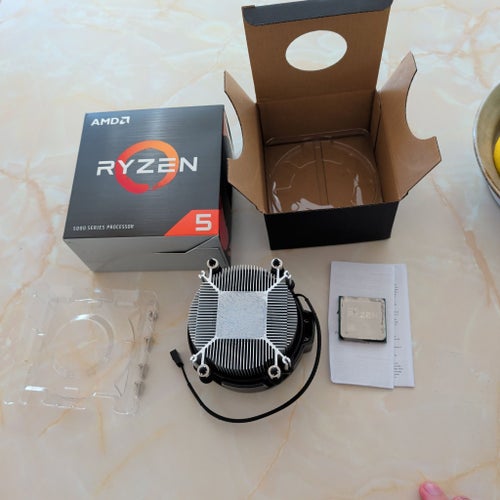 AMD Ryzen 5 5600X processor med Wraith Stealth kylare