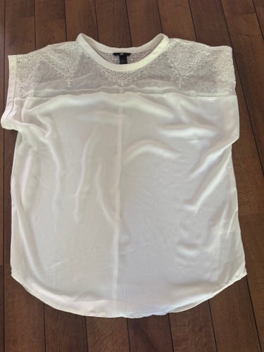 H&M vit topp, storlek EUR 44