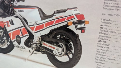Yamaha FZ600 broschyr