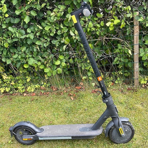Xiaomi Elsparkcykel – Reparationsobjekt / Reservdelar / Defekt ingen laddare