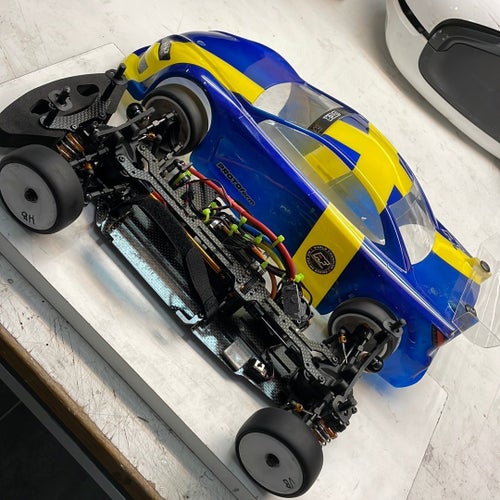 Carten T410 med 4wd och mittmotor 1/10 RC Touring Car