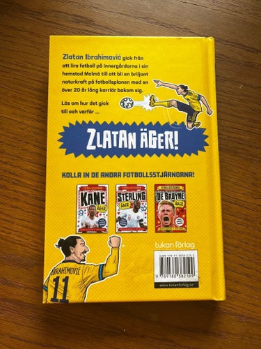 Fotbollsstjärnor Zlatan Äger! av Simon Mugford och Dan Green, 2024