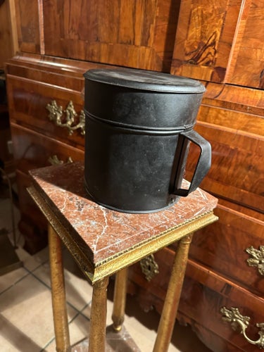 KAFFEPUMPA. 1900-talets första hälft.