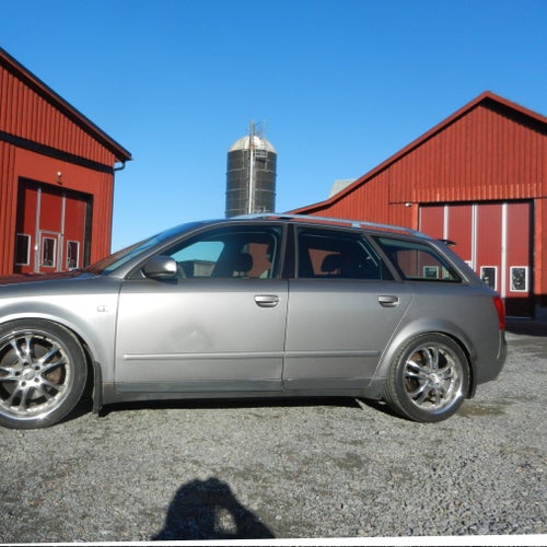 Audi A4 Avant 1.8 T Quattro Man vxl, NYBES UA, årsmodell 2003, EV Byte