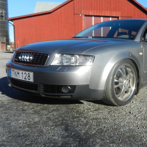 Audi A4 Avant 1.8 T Quattro Man vxl, NYBES UA, årsmodell 2003, EV Byte