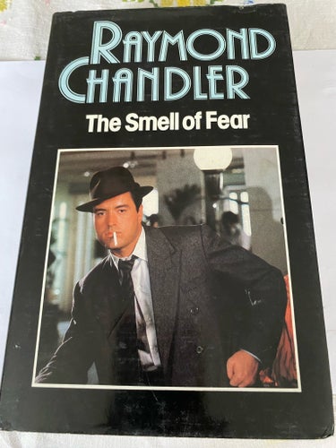 Raymond Chandler The Smell of Fear på engelska