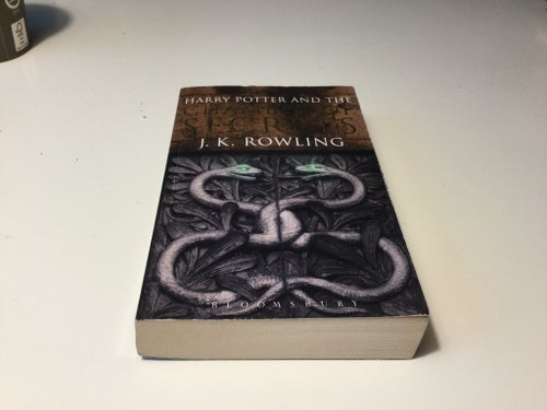 Harry Potter and the Chamber of Secrets av J.K. Rowling, Bloomsbury