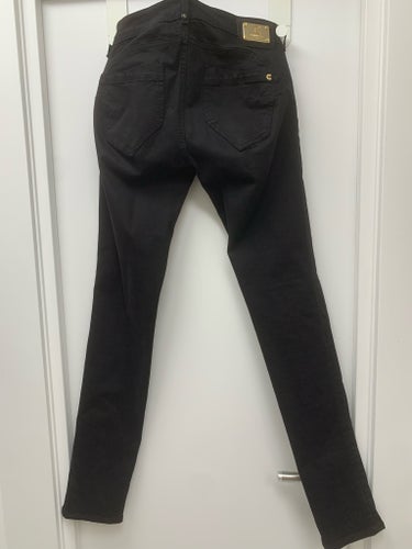 Camouflage AR and J. jeans