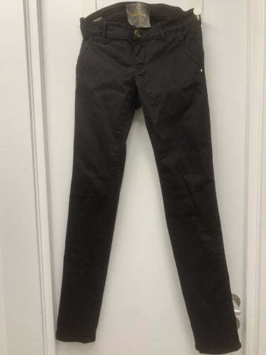 Camouflage AR and J. jeans