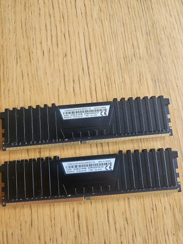 Corsair Vengeance LPX DDR4 RAM 32GB (2x16GB) CL18 3600MHz