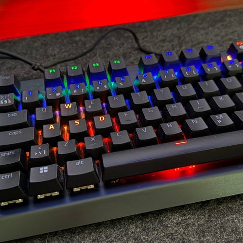 Razer BlackWidow V4 Gamingtangentbord (RZ03-0469) – Mycket fint skick