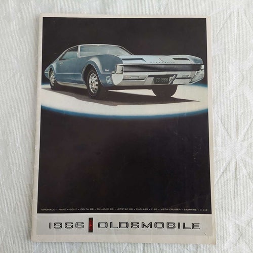 Oldsmobile 1966 ..