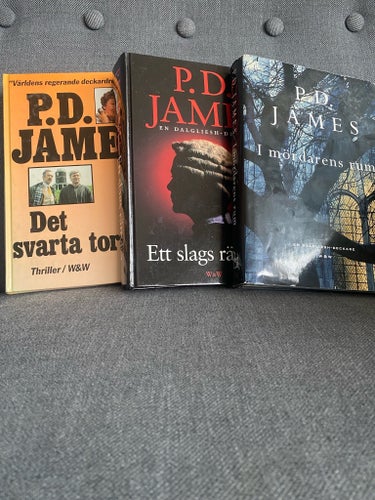 P.D. James - 3 titlar