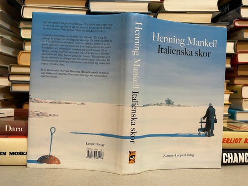 Italienska skor av Henning Mankell. Bok. Very good plus