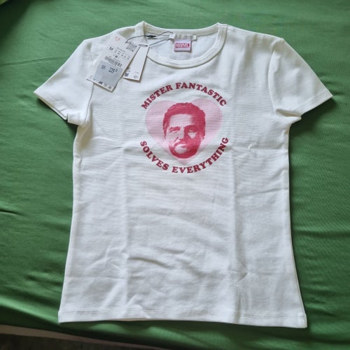 Pedro Pascal/Mr Fantastic vit t-shirt, storlek M