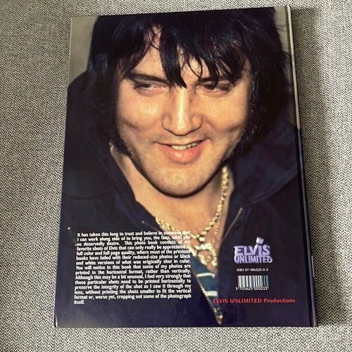 Elvis On Stage av Keith Alverson