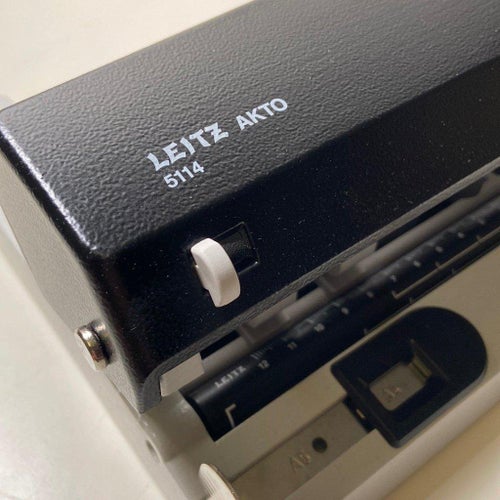 LEITZ 5114 AKTO Hålslag Hulapparat Variable Multi Hole Puncher
