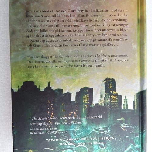 Stad av skuggor av Cassandra Clare, 2013